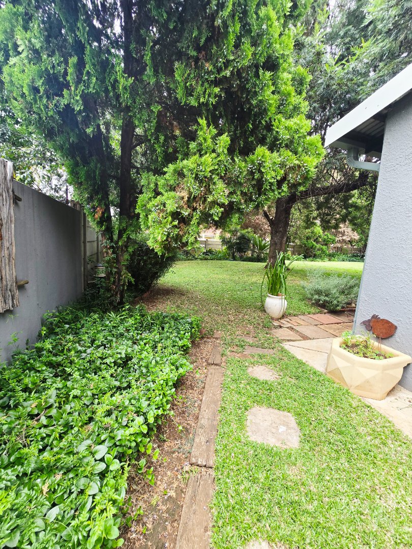 5 Bedroom Property for Sale in La Hoff North West